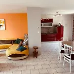 Le Hameau 1936 Des Milanais Feriehus