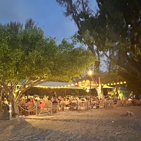 Le Hameau 1936 Des Milanais *