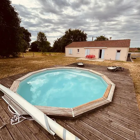 Casa vacanze Le Hameau 1936 Des Milanais Cherveux